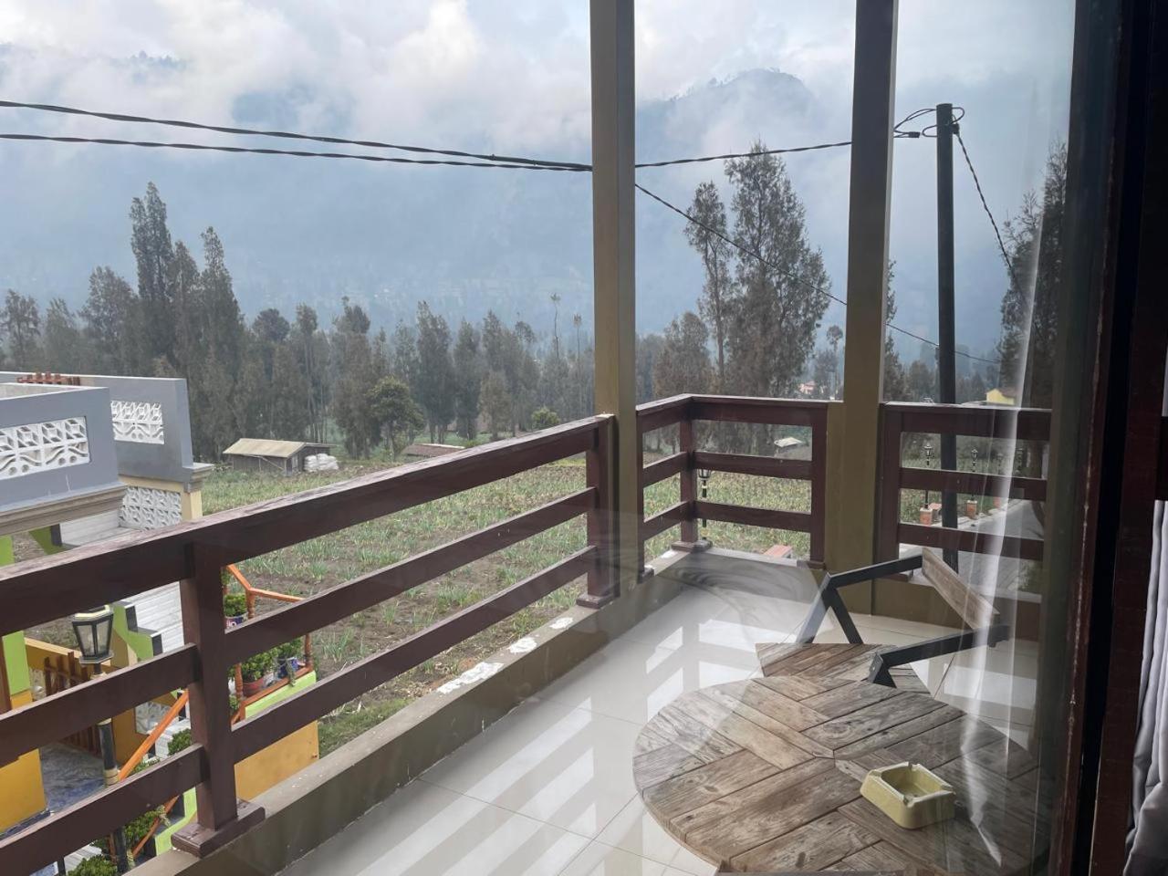 Bromo Semesta Guesthouse Probolinggo Extérieur photo